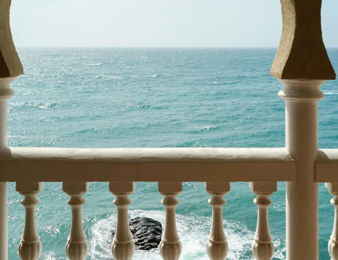 Sea Suite Romantic Beachfront Apartment Cotobro Beach, Almunecar